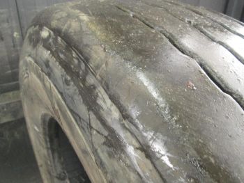 Opona ciężarowa używana 385 65R22.5 Pirelli BIEŻNIKOWANA 91751-0