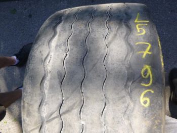 Opona ciężarowa używana 445-45R19.5 LEAO ETT100 125796-0