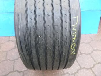 Opona ciężarowa używana 445-45R19.5 Michelin BIEŻNIKOWANA 115702-0