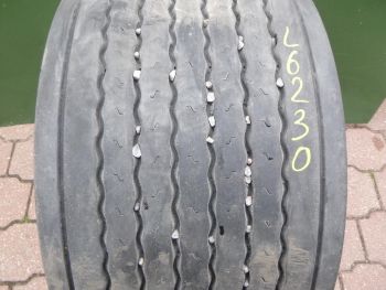 Opona ciężarowa używana 445-45R19.5 Michelin XTA2+ 126230-0