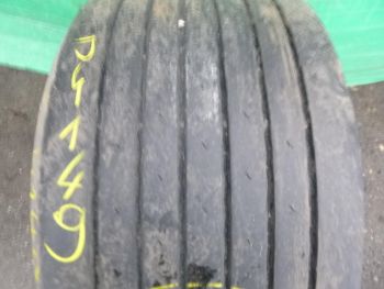 Opona ciężarowa używana 445-45R19.5 Pirelli BIEŻNIKOWANA 114149-0