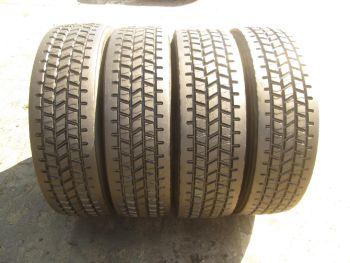 Opony ciężarowe używane 295-80R22.5 BIEŻNIKOWANA WZÓR CONTINENTAL 313664-0